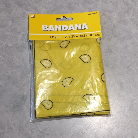 Bandana - Picture 1 of 5